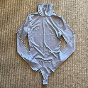 NWT silver long sleeve turtleneck bodysuit XS